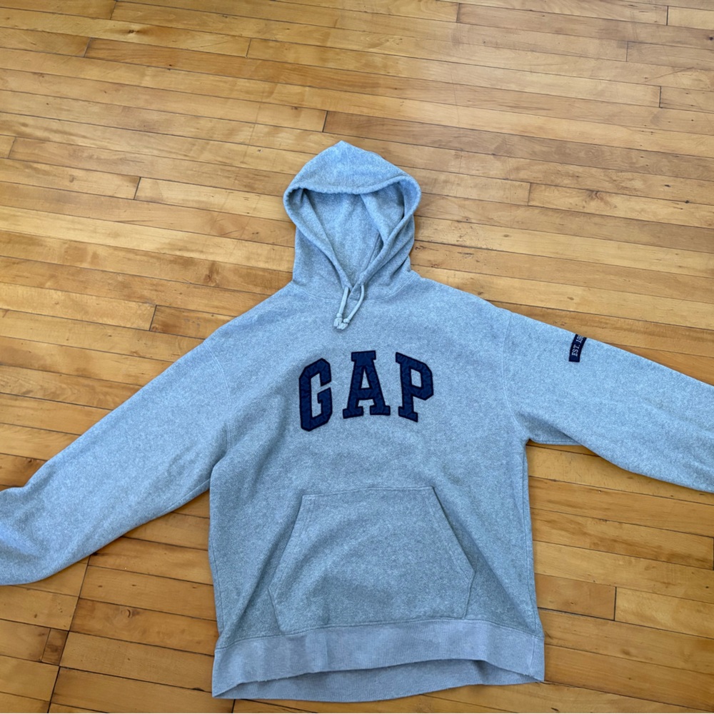 GAP Men's Light Gray Hoodie with Navy Logo